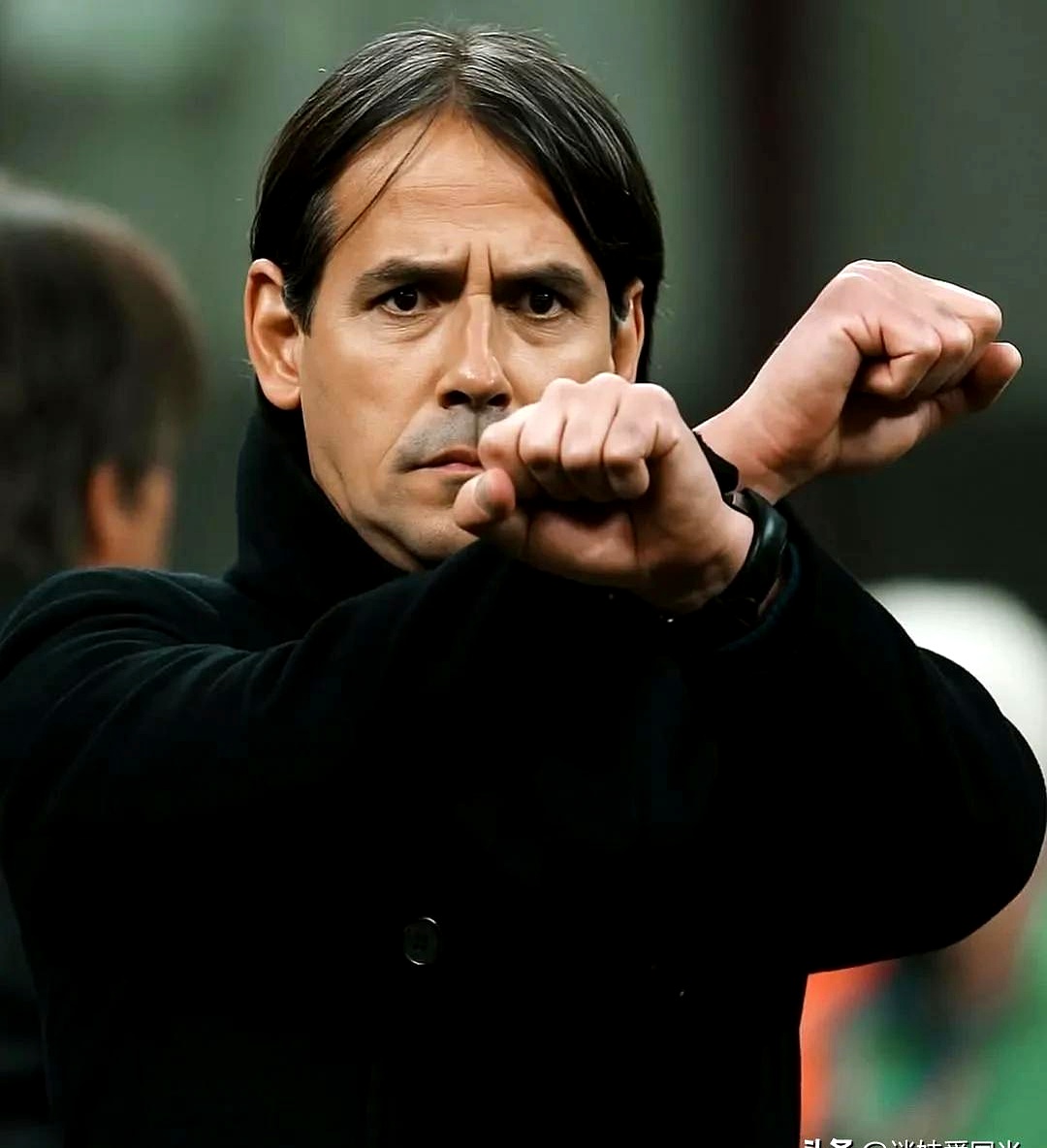 爱游戏官网-赛地聚焦：国王杯今夜热度飙升，国际米兰扳平良机，压力陡增，临场指挥获称赞的简单介绍