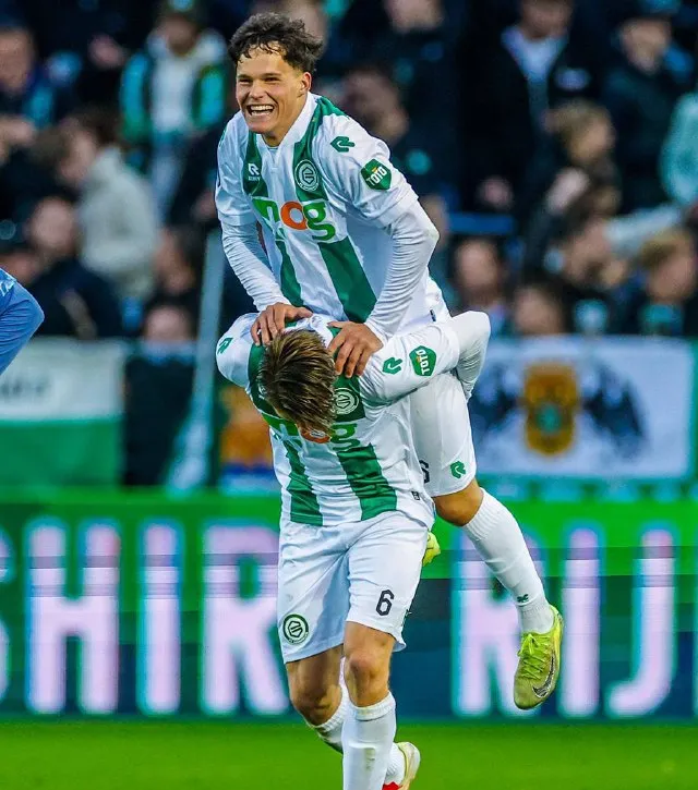 包含阿贾克斯迎国王杯关键赛，清晨单刀错失，引发热议，心理建设被强调的词条