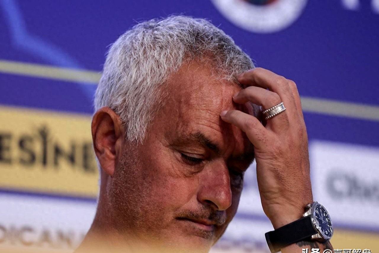 包含赛前本菲卡调整名单以备欧超杯；状态回暖环节打磨；悬念犹存；心理建设被强调的词条