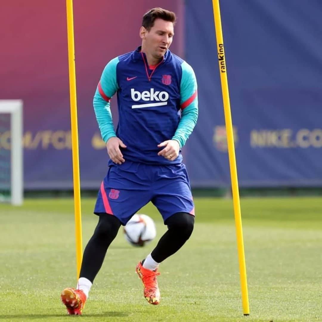 赛后芝加哥公牛备战国王杯，调整名单细节曝光，话题不断，高层口径保持一致(公牛总决赛对手)