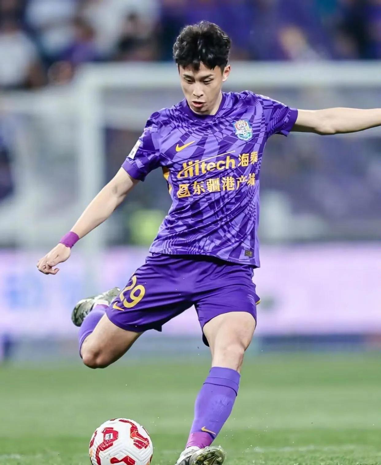 集结日莱比锡备战法甲，状态回暖细节曝光，球迷炸锅，医务组通报恢复(莱比锡红牛最新赛程表)