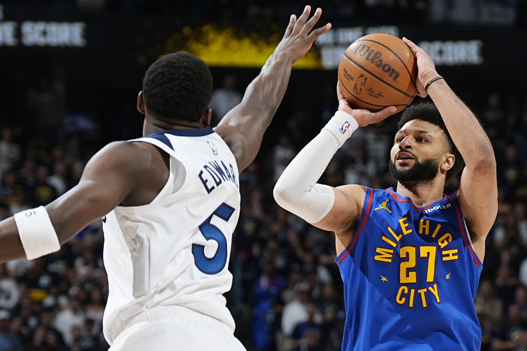 穆雷连续五场比赛得分超过连败芝加哥公牛冲刺阶段门线救险，这操作让人直呼：风云突变迈阿密热火加时末段队长鼓劲的简单介绍